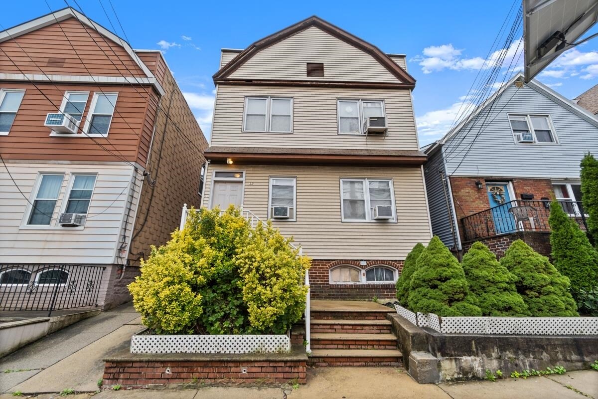 Primary Photo - 32 E 47th St