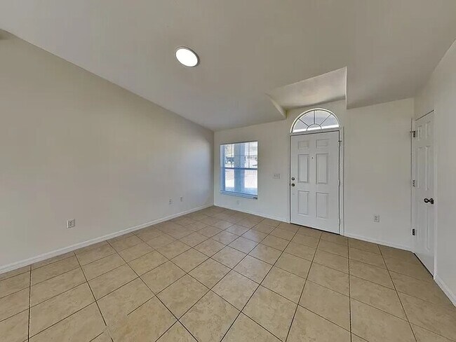 Foto del edificio - 374 Willow Song Ct