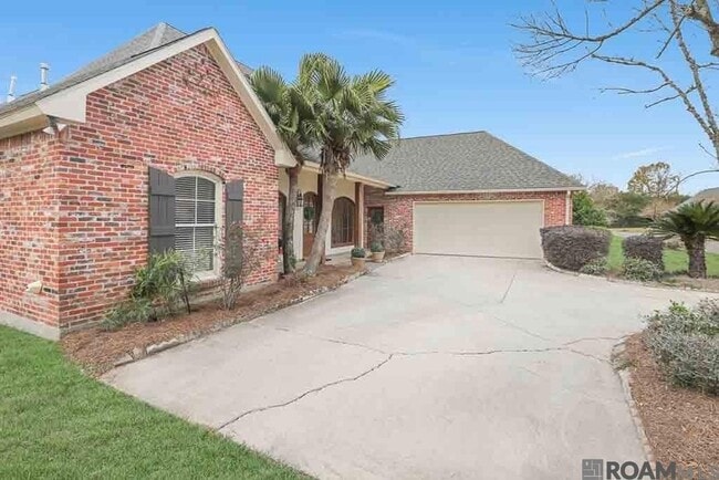 Building Photo - 3030 Laurel Plantation Ave