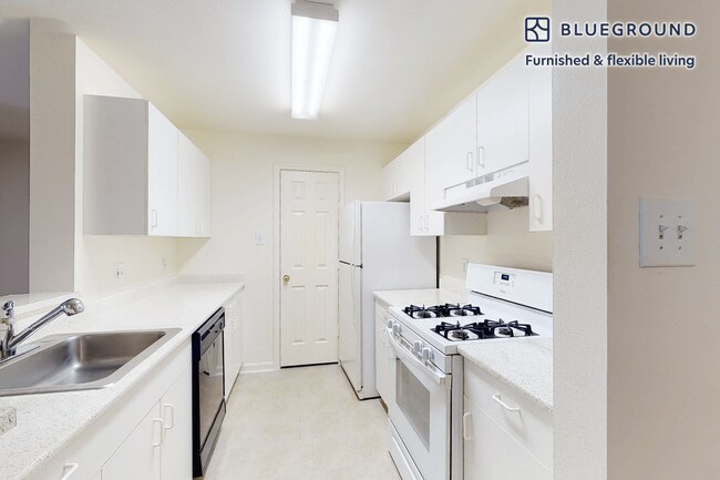 Foto del edificio - 15717 Winners Dr