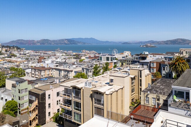 Alt. Exterior - 439 Greenwich St