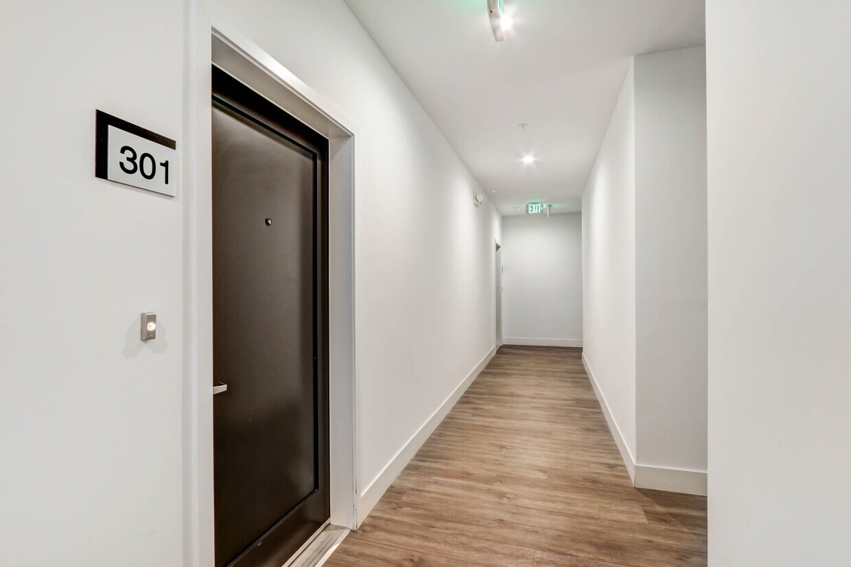 Foto principal - 13654 Bassett St