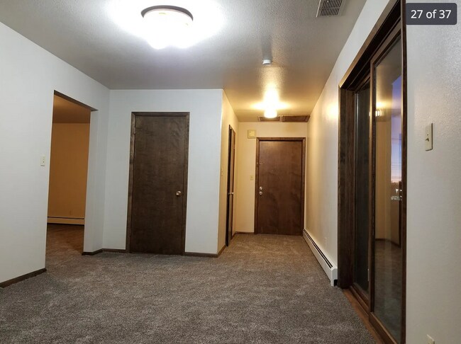 Building Photo - 25 1st Ave W