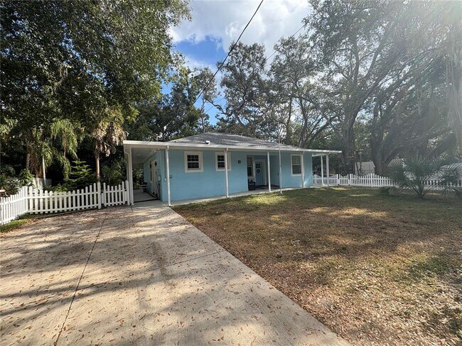 Building Photo - 3715 Valley Tree Dr