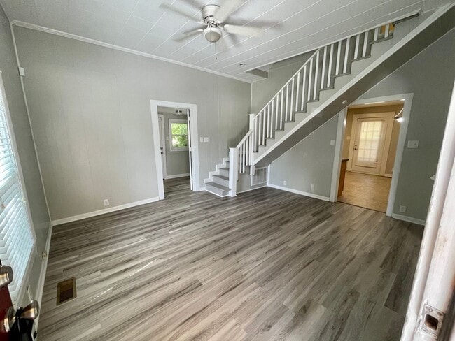 Building Photo - One of a Kind 3 bedroom, 2 bathroom Historic Home in Greensboro!