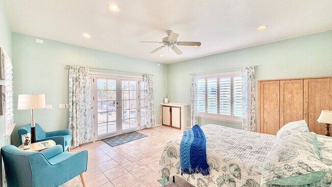 Foto del edificio - Darling Stand Alone & Detached Open Studio Layout Guest Home unit on Private Country Property in ...