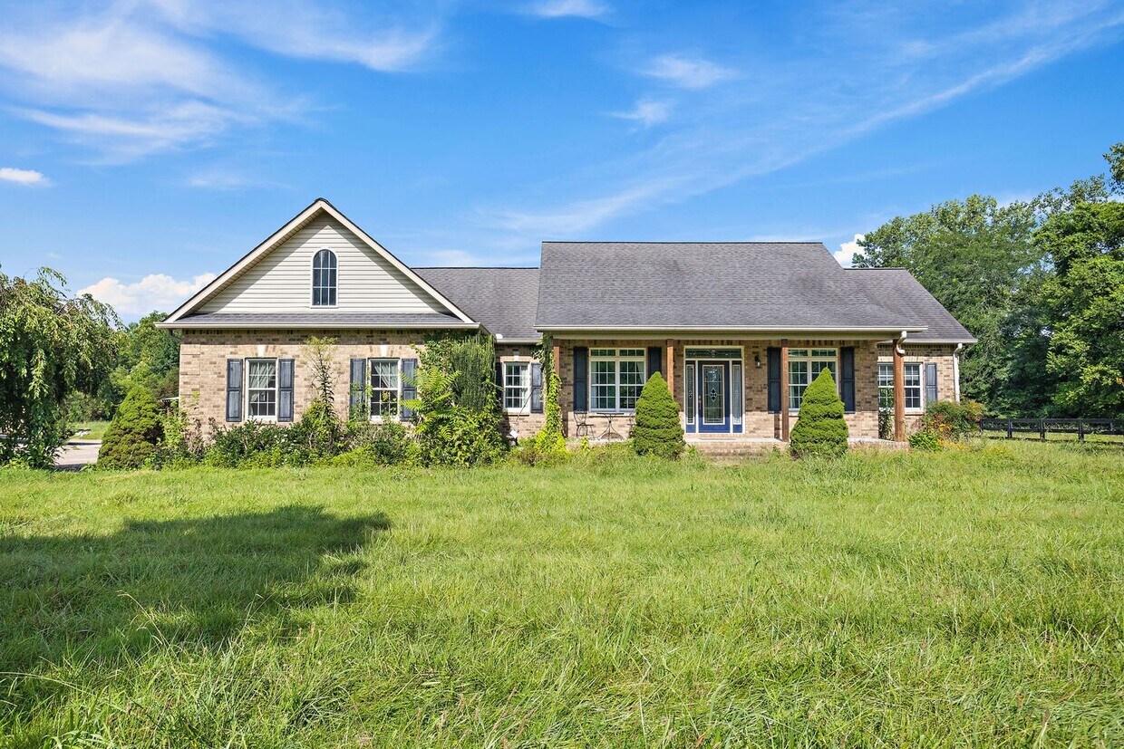 Foto principal - 510 Bruce Rd
