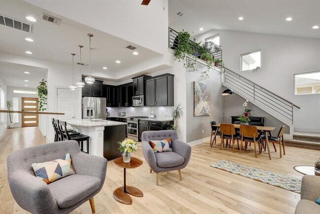 Foto del edificio - 1415 Homespun Rd