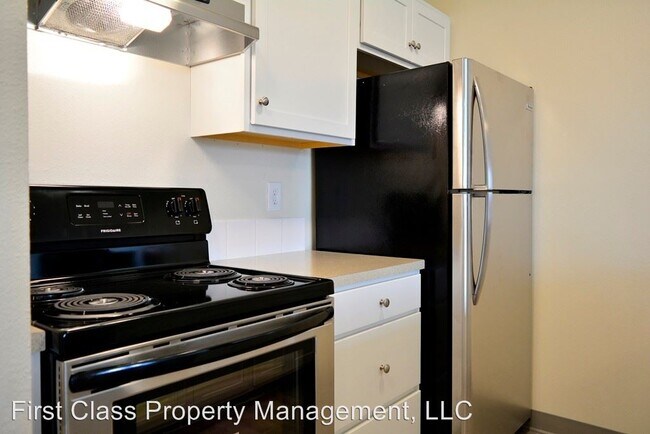 Building Photo - 4124 SE Pardee St
