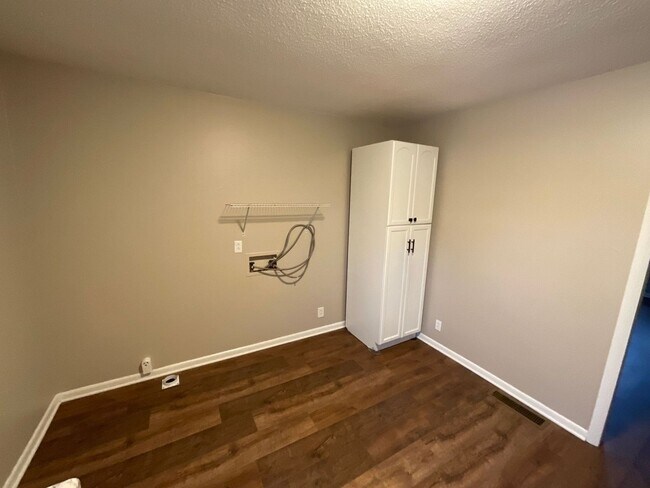 Foto del edificio - MURFREESBORO MAIN-LEVEL LIVING