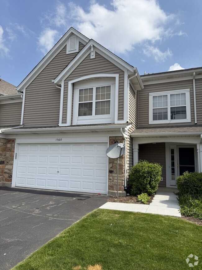 Building Photo - 1560 E Chivalry Ct