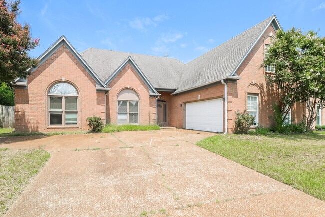 Building Photo - 9224 Chimneyrock Blvd.
