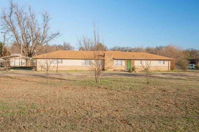 Photo - 4800 Spencer Rd House