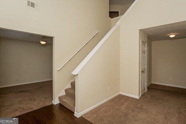 Building Photo - 3982 Laurel Bend Ct