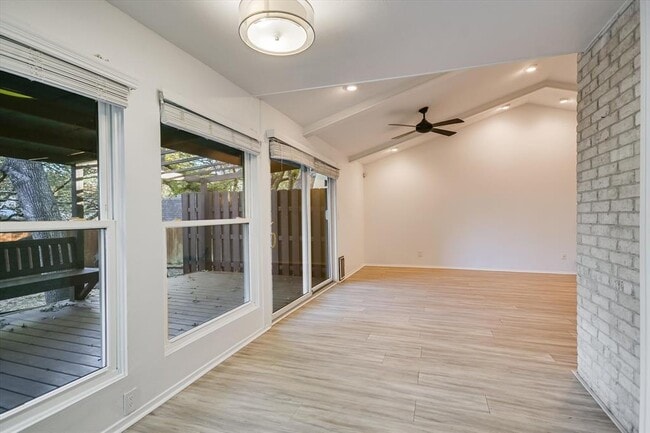 Building Photo - 8101 Ceberry Dr