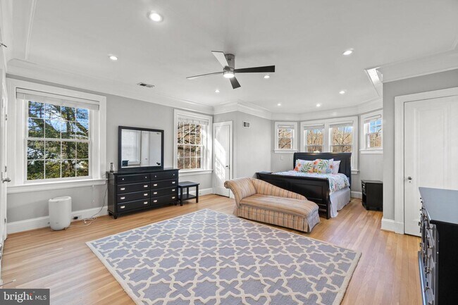 Foto del edificio - 1740 Poplar Ln NW