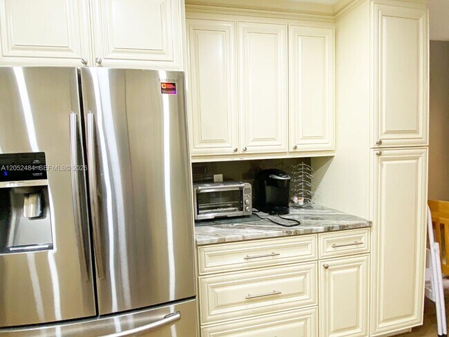 Foto del edificio - 437 Prestwick Ln
