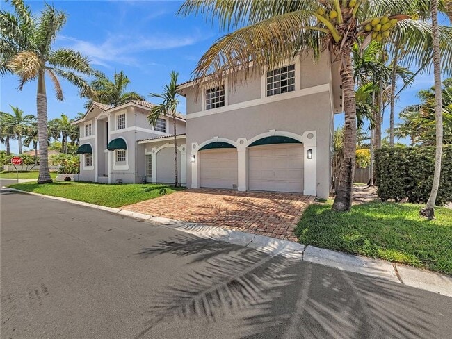 Building Photo - 851 N 11th Ave