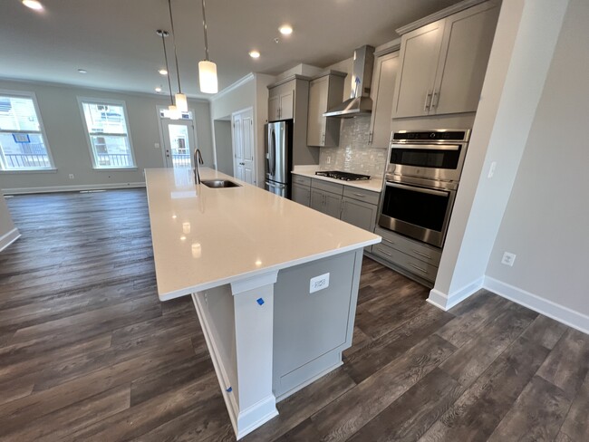 Building Photo - 14961 River Walk Way