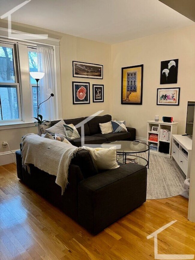 Foto del edificio - 7/1 Sunny, renovated 2.5BR near Coolide Co...