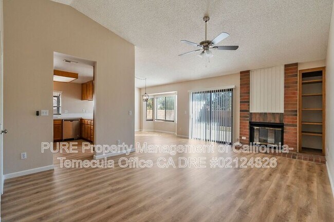 Foto del edificio - 31945 Vineyard Ave