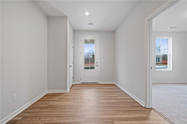 Foto del edificio - 2320 Whistler Wy NE