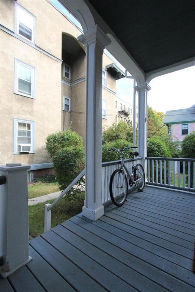 Foto del edificio - 4 Forest St