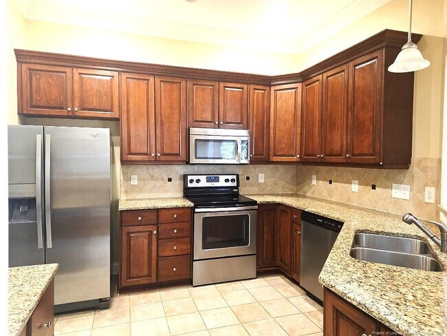 Foto del edificio - 2671 Lockwood Rd
