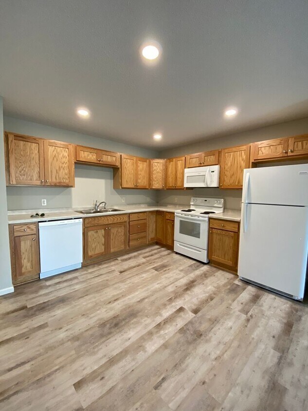 Primary Photo - Updated 2 Bedroom Town Home