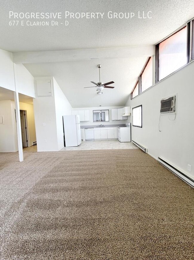 Building Photo - 1/2 OFF FIRST FULL MONTH RENT!! 2-Bed, 1-B...