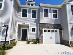 Building Photo - 12405 Petrel Crossing