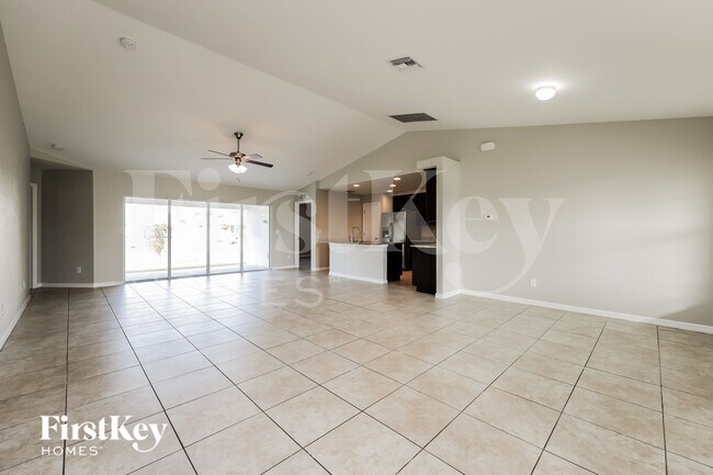 Foto del edificio - 1305 NW 11th Terrace