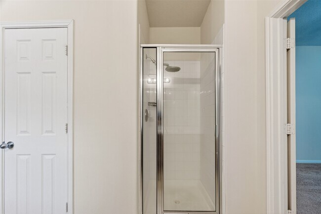 Foto del edificio - 24603 Colonial Elm Dr