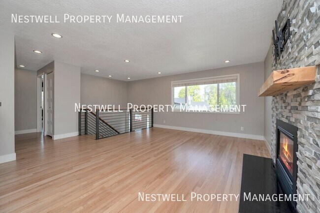 Building Photo - 5440 S Dunbarton Dr