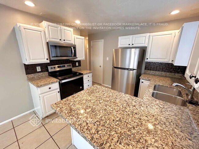 Building Photo - 4980 Shooting Star Ave