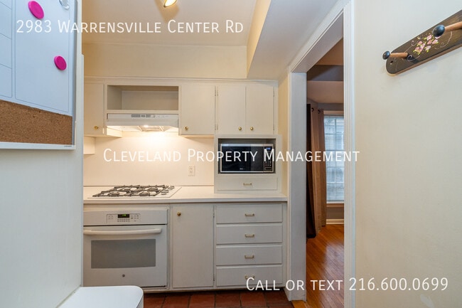 Building Photo - 2983 Warrensville Center Rd