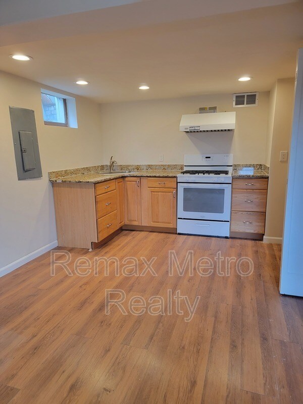 Photo - 3007 Humes Pl W Apartment
