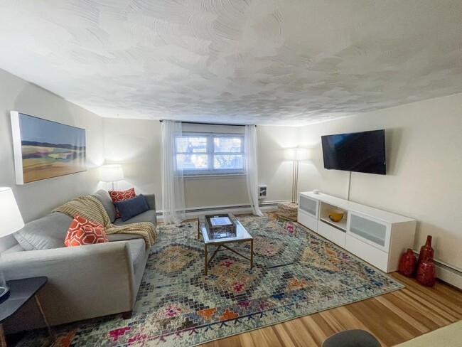 Foto del edificio - 1 bedroom in Brookline MA 02445