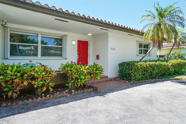 Foto del edificio - 11525 NE 22nd Dr