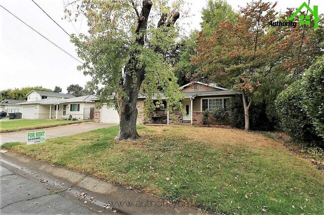 Building Photo - 6768 Reflection St