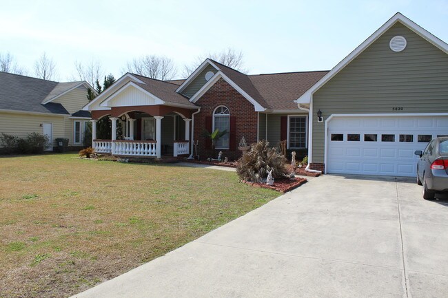 Foto del edificio - 5820 Rowsgate Ln