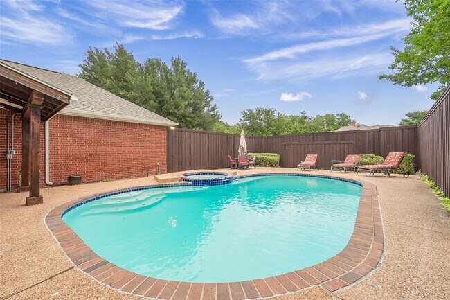 Foto del edificio - 1424 Auburn Pl