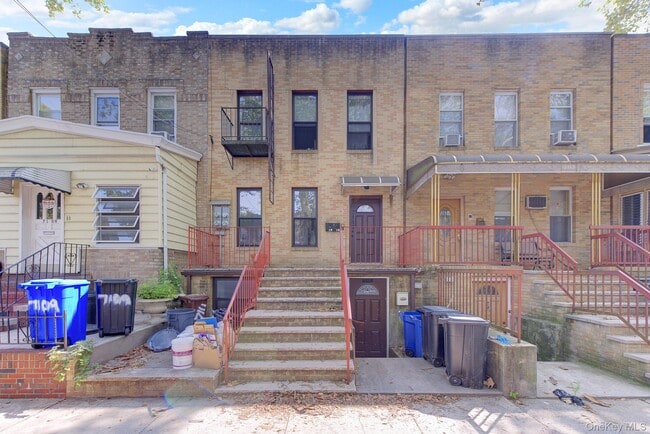Building Photo - 71-11 68th St