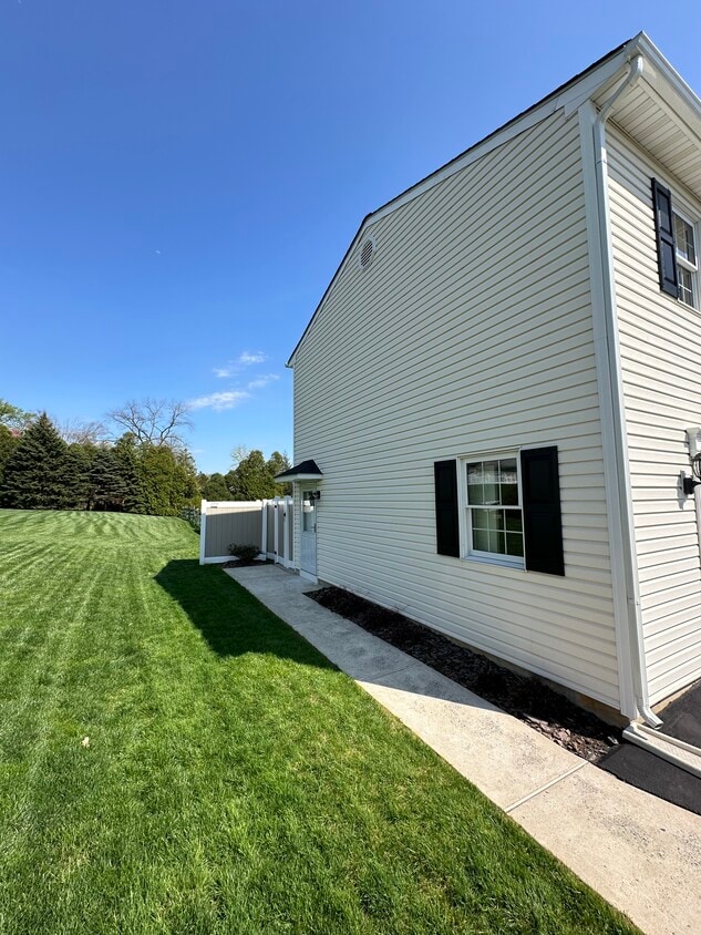 1009 Hulmeville Rd Unit Apartment, Langhorne, PA 19047 Apartments in