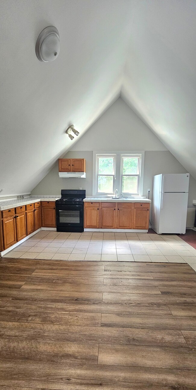 Building Photo - 1268 Quinnipiac Ave