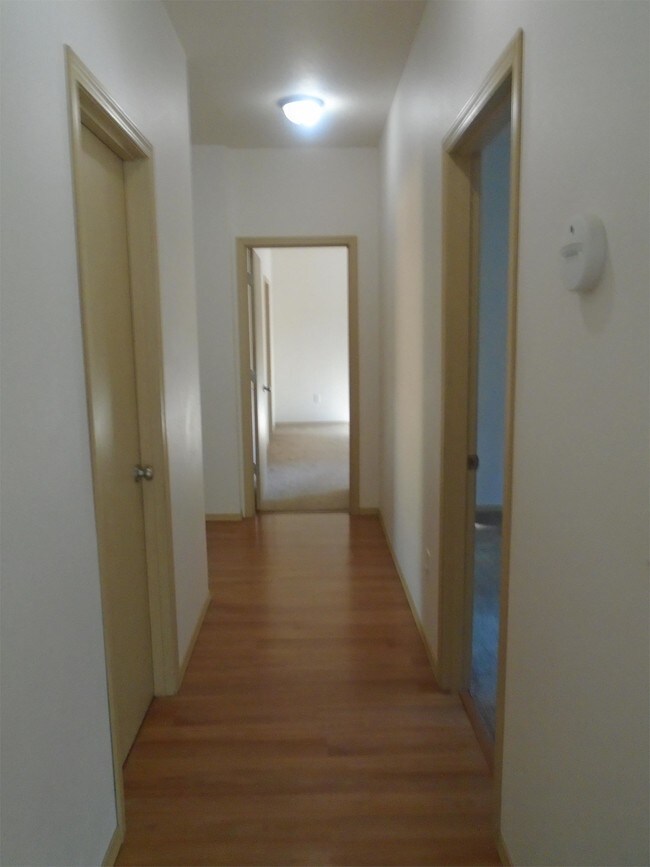 Foto del edificio - 5575 Radell Ct SE