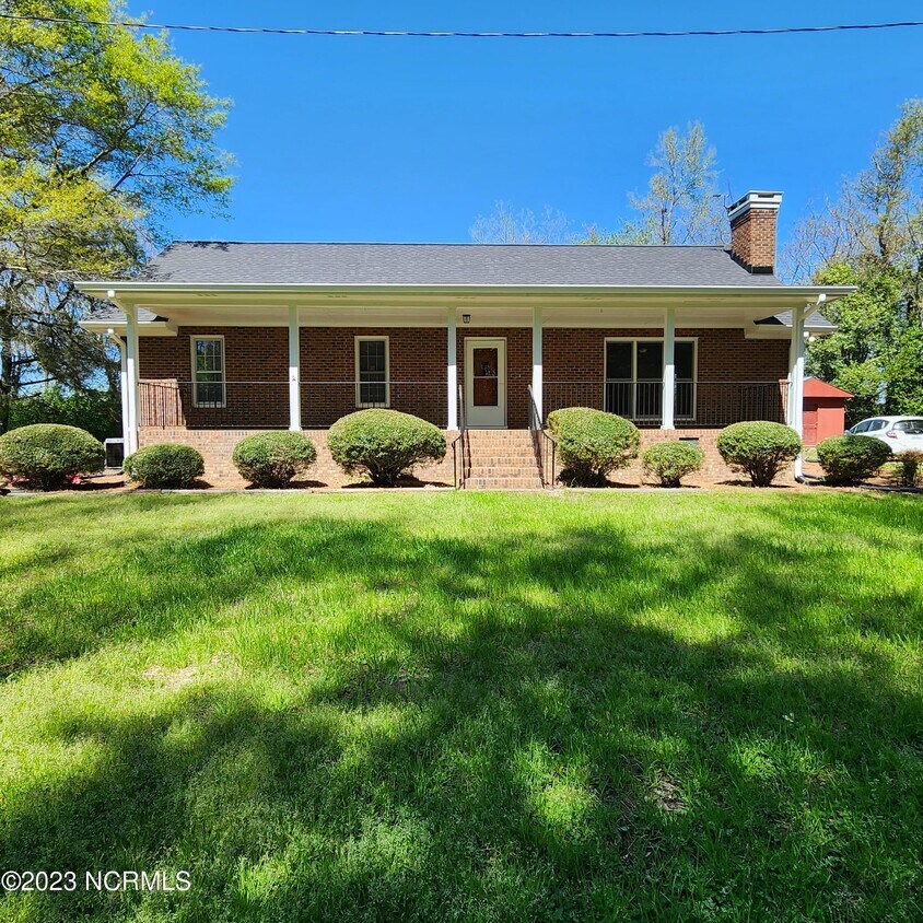 Primary Photo - 507 N Lincoln St