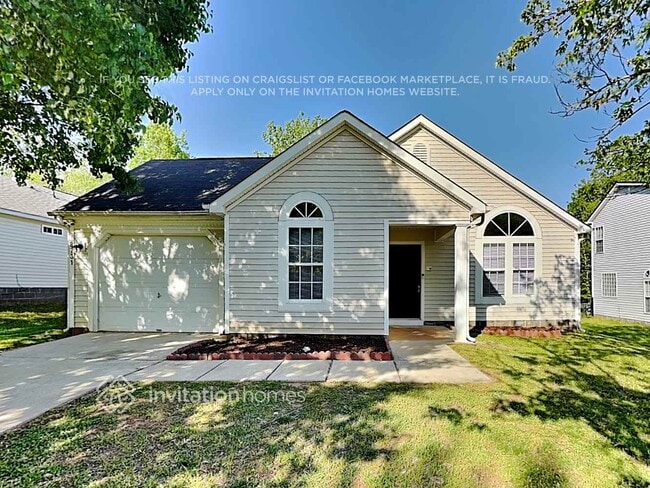 Building Photo - 8731 Purple Thistle Ln