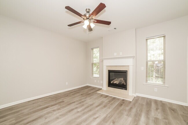 Building Photo - 9351 Opal Dr