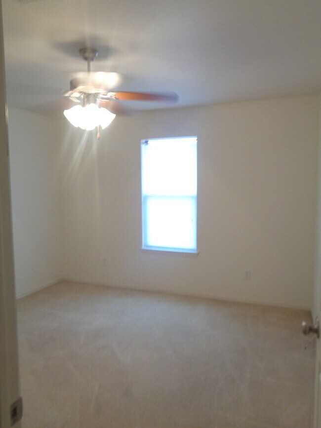 Foto del edificio - 4104 Shasta Rd